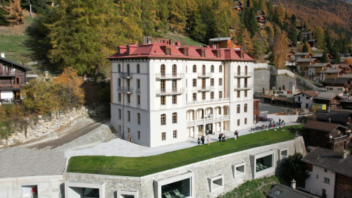 St-Luc Wellness Hostel – Grand Hôtel du Cervin