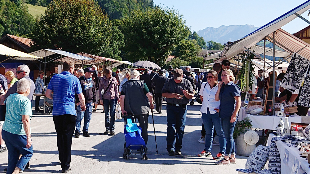 Bauernmarkt in Boltigen