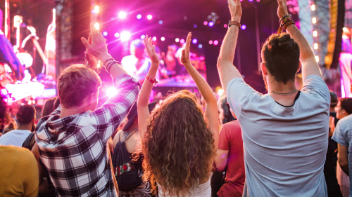 «Holidu» kürt die besten Schweizer Festivals des Sommers 2026