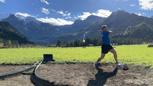 Hornusser zeigen an der Lenk ihr Können