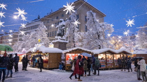 St.Gallen hat mit dem «Sternenmarkt» ein neues Herz des Advents