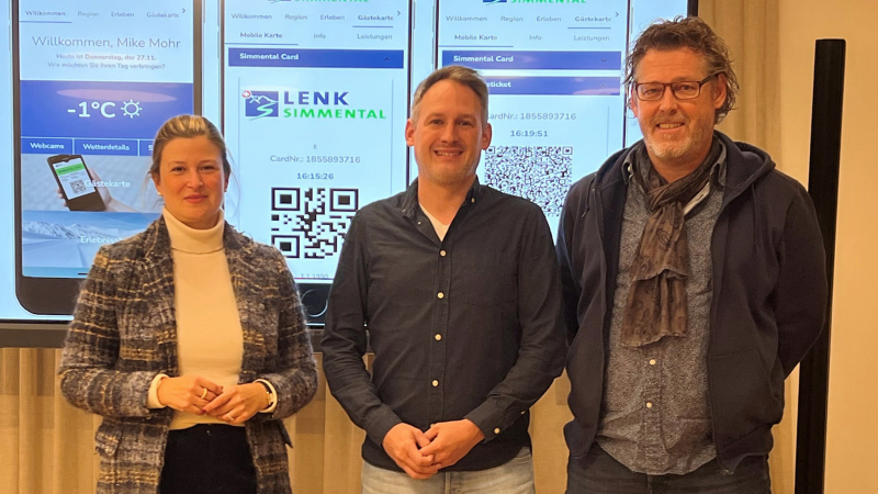 Helena Galanakis (Geschäftsführerin, Lenk-Simmental Tourismus), Patrick Kohli (Projektleiter Digital, Lenk-Simmental Tourismus), Mike Mohr (Geschäftsführer, Feratel Schweiz AG)